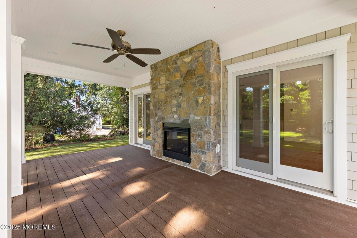 Exterior, Fireplace