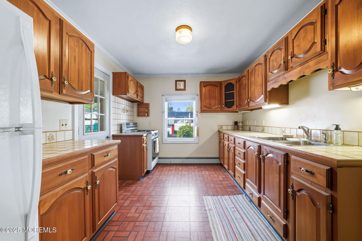 Interior, Kitchen, Tile Countertops