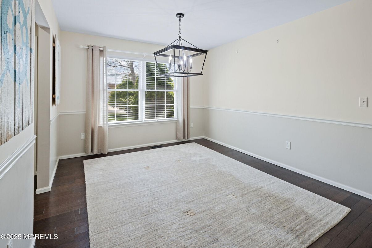 Empty room, Interior, Pendant Lights, Wood Texture Flooring