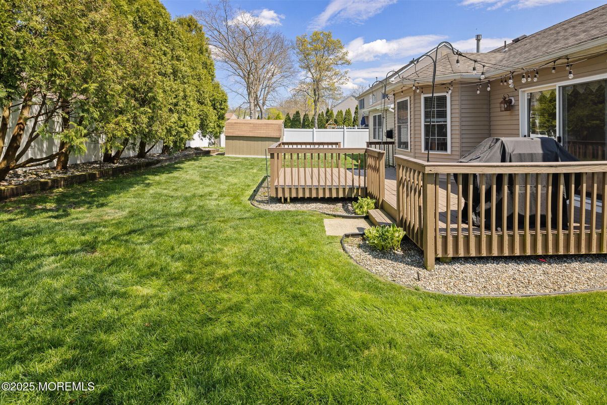 Backyard, Exterior, Hot Tub
