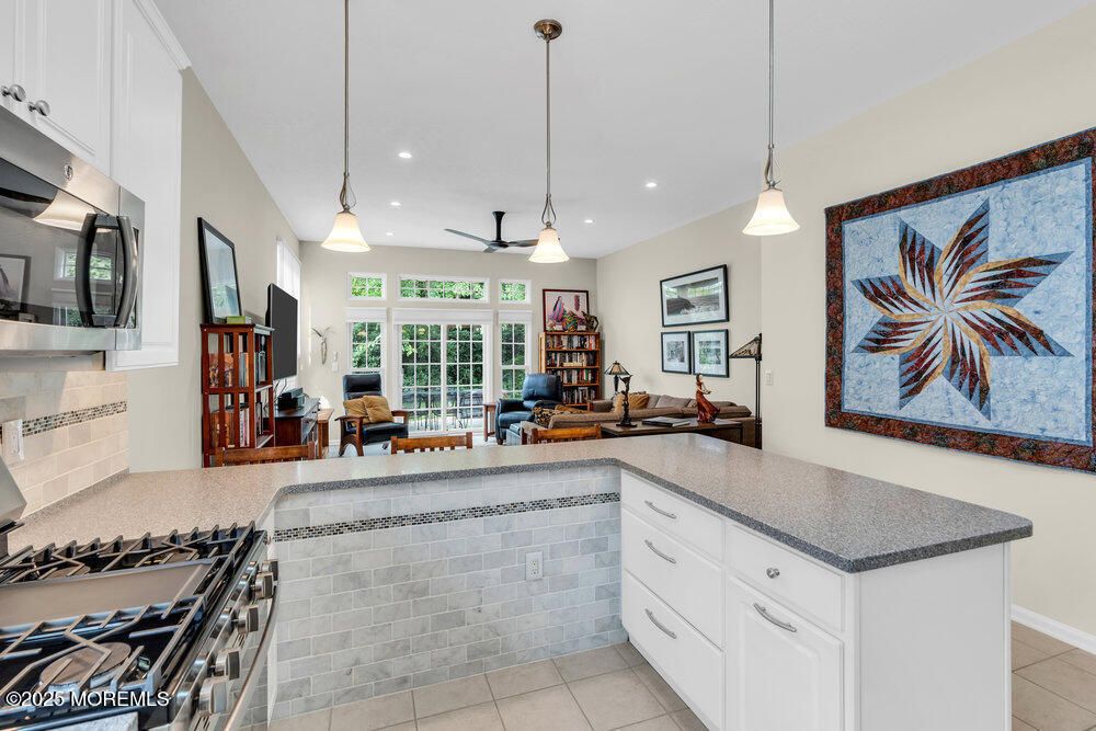 Interior, Kitchen, Living room, Pendant Lights, Recessed Lighting