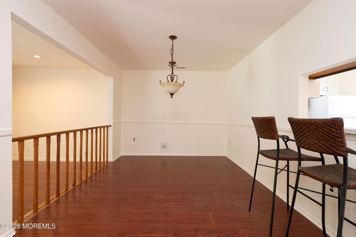 Interior, Pendant Lights, Recessed Lighting, Wood Texture Flooring