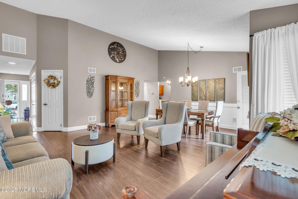 Chandelier, Dining room, Interior, Living room, Wood Texture Flooring