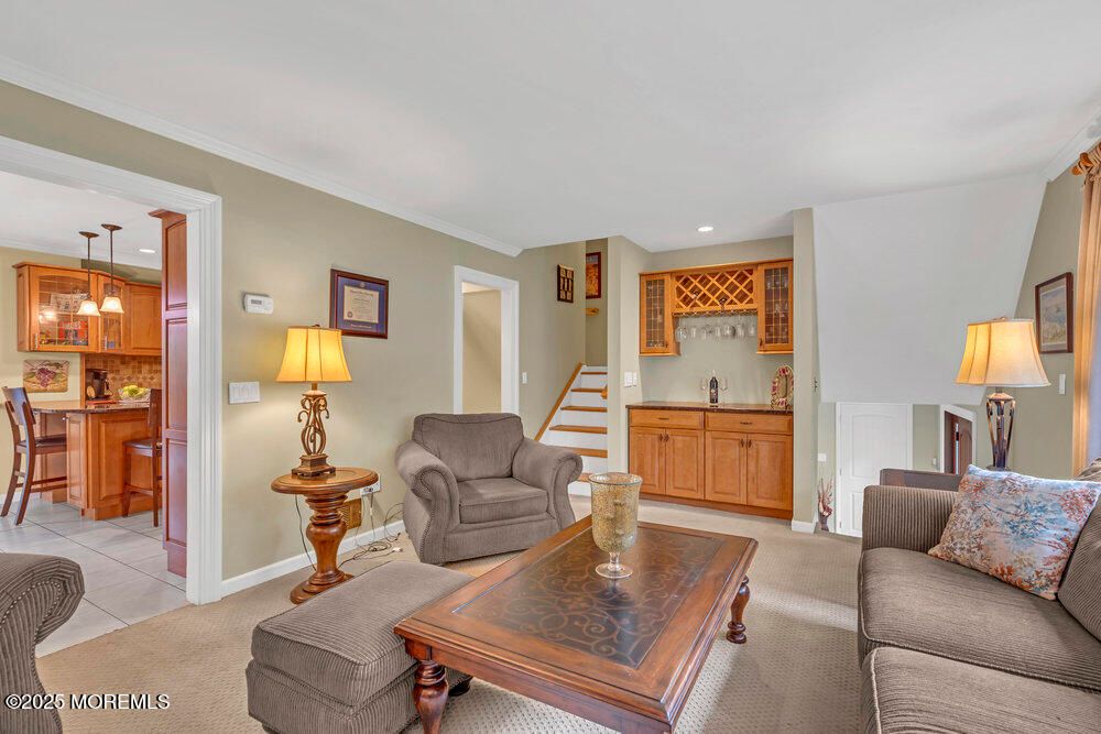 Interior, Living room, Pendant Lights, Recessed Lighting