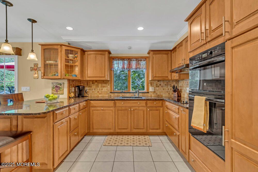 Interior, Kitchen, Pendant Lights, Recessed Lighting