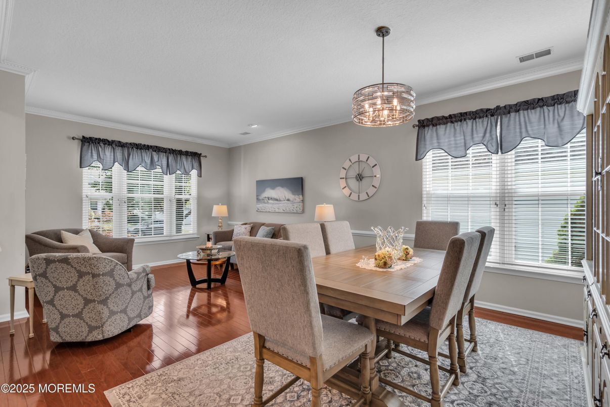Dining room, Interior, Living room, Pendant Lights, Recessed Lighting, Wood Texture Flooring