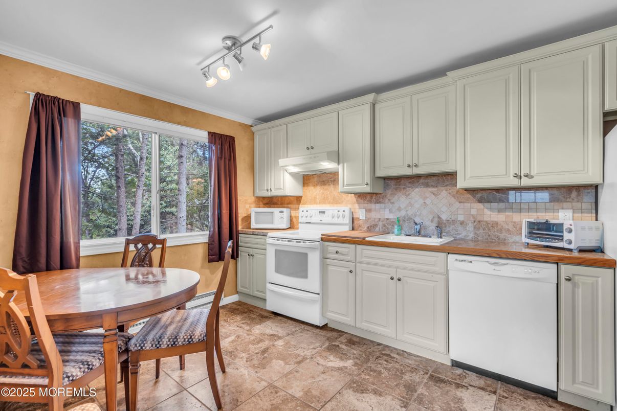 Dining room, Interior, Kitchen