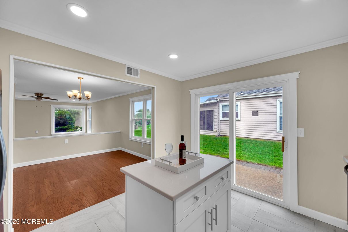 Chandelier, Interior, Recessed Lighting, Wood Texture Flooring