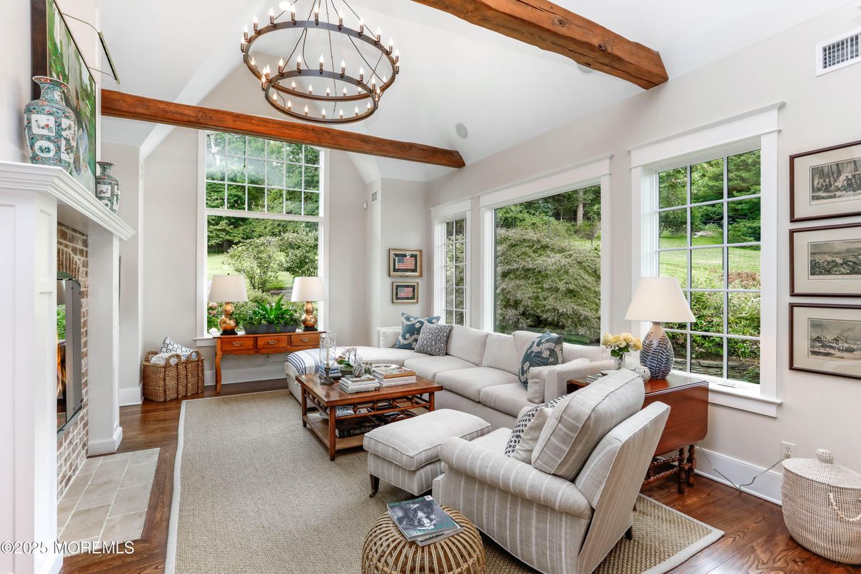 Interior, Living room, Pendant Lights, Wooden Beams, Wood Texture Flooring