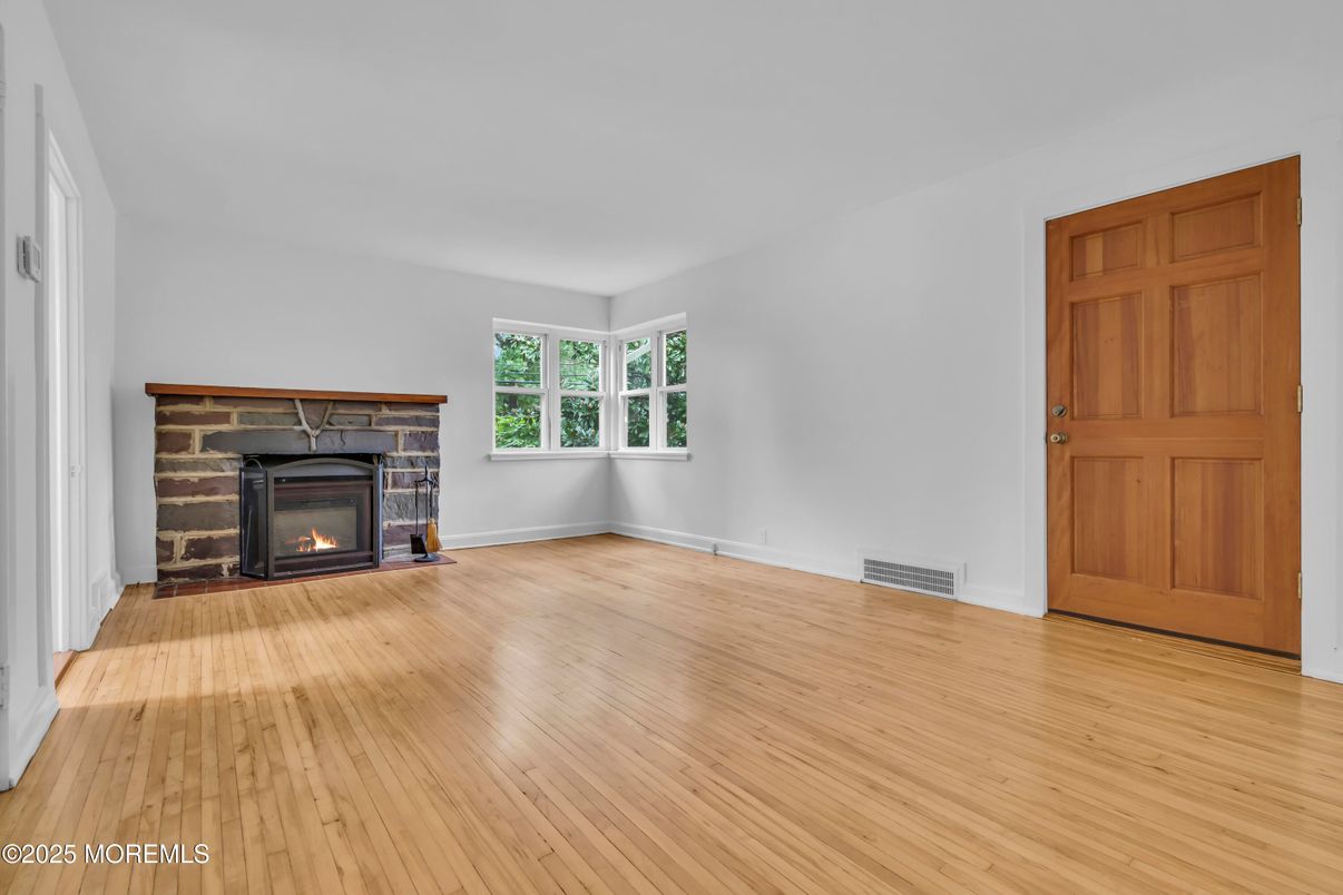 Empty room, Fireplace, Interior, Wood Texture Flooring