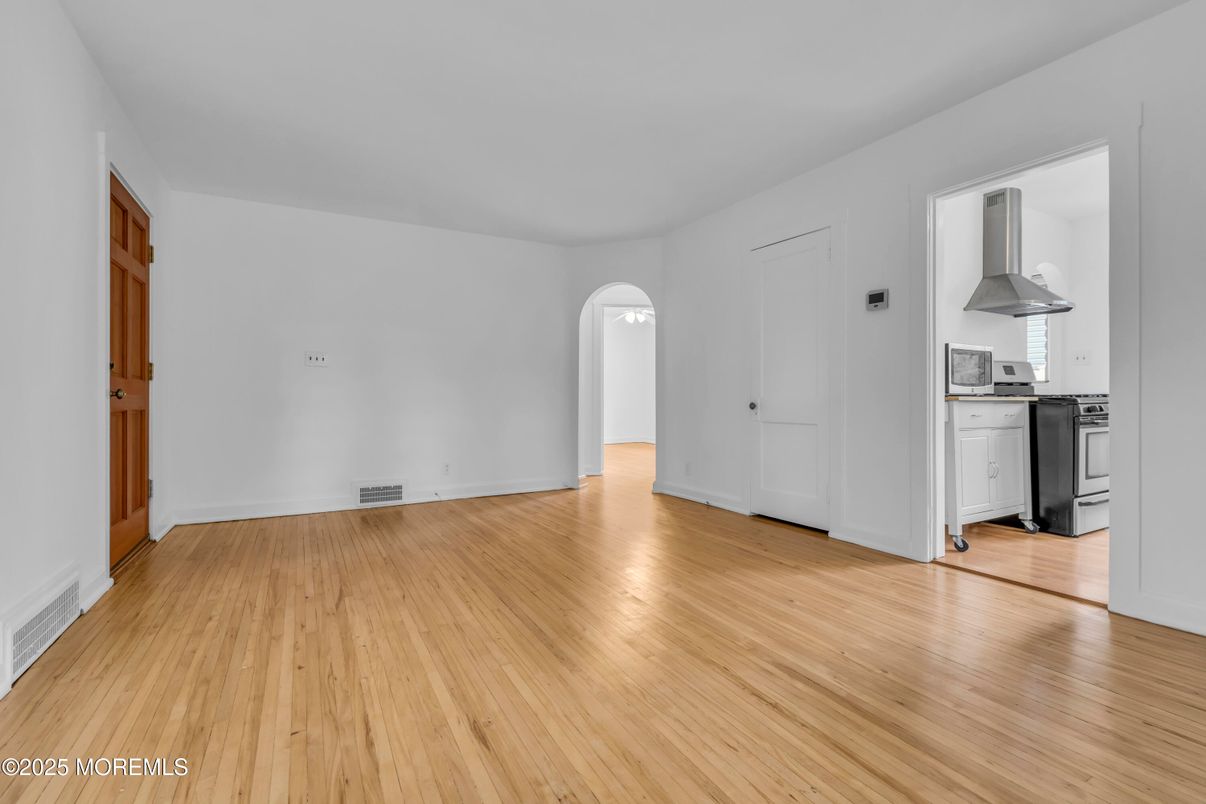 Empty room, Interior, Kitchen, Wood Texture Flooring