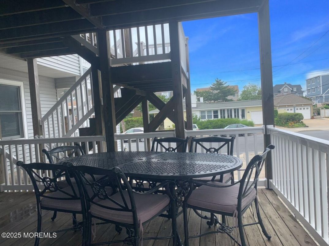 Exterior, Wood Texture Flooring