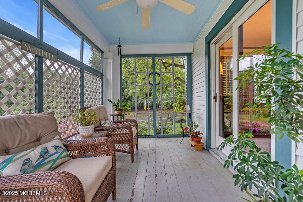 Interior, Sun Room, Wood Texture Flooring