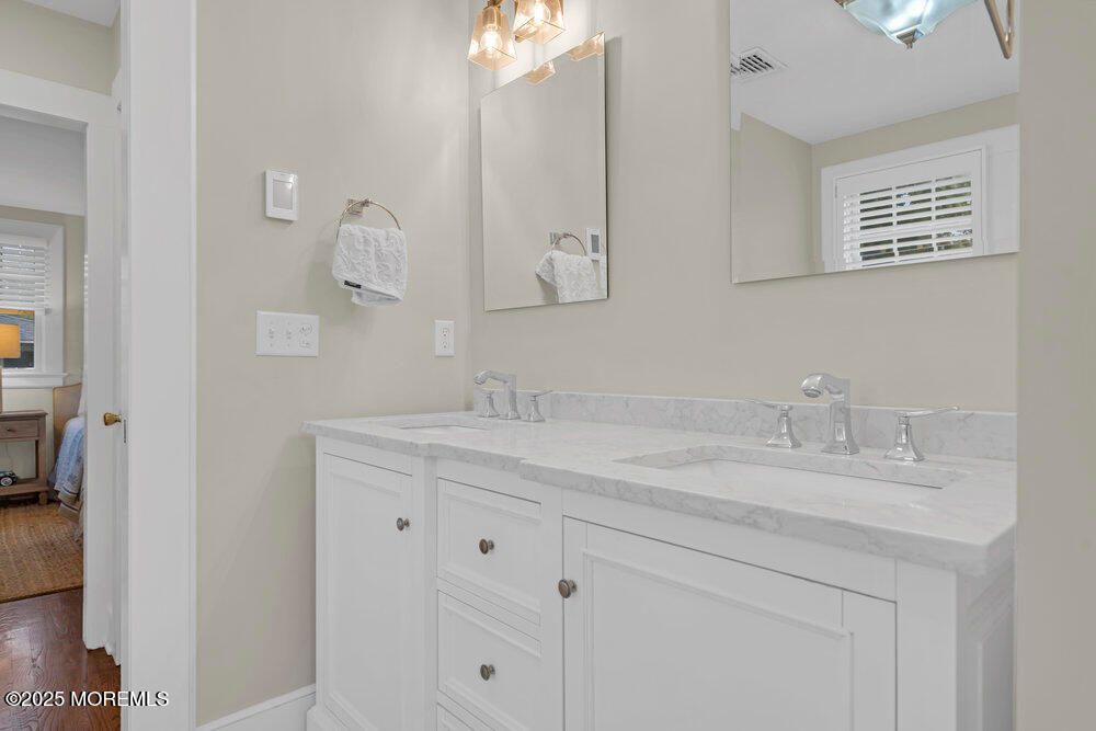 Bathroom, Dual Sink Vanities, Interior, Wood Texture Flooring