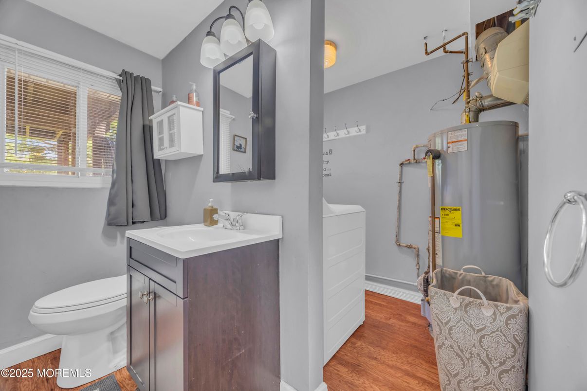 Bathroom, Interior, Wood Texture Flooring