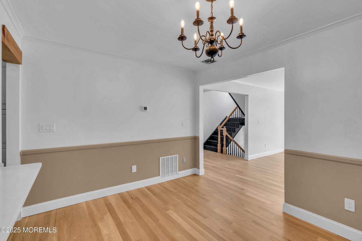 Chandelier, Empty room, Interior, Wood Texture Flooring