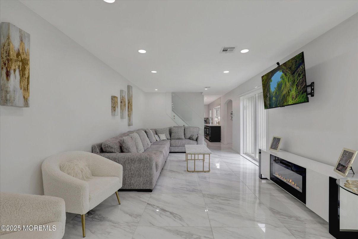 Fireplace, Interior, Living room, Marble, Recessed Lighting