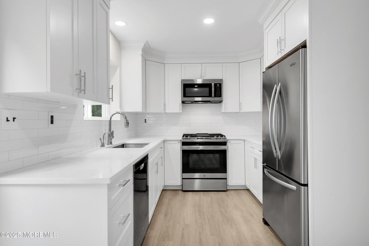 Interior, Kitchen, Recessed Lighting, Stainless Steel Appliances, Wood Texture Flooring