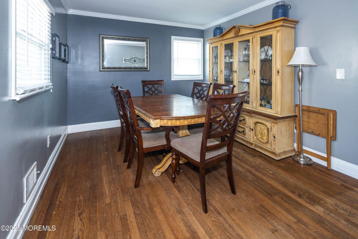 Dining room, Interior, Wood Texture Flooring