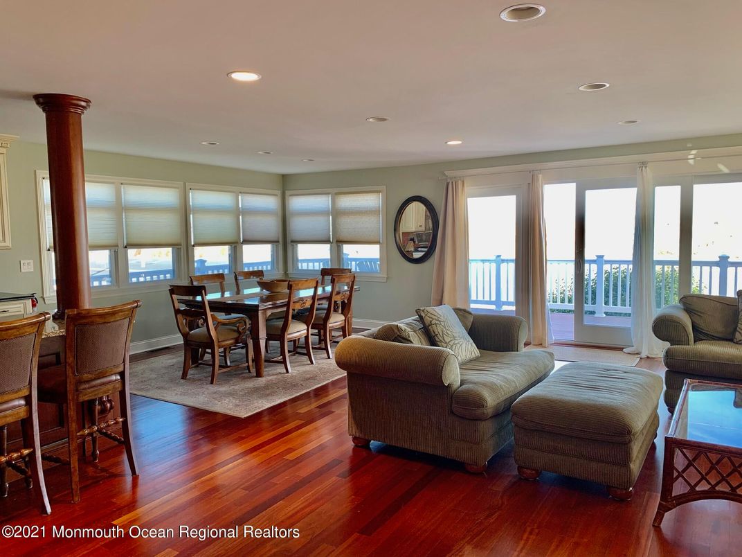Dining room, Interior, Living room, Recessed Lighting, Water, Wood Texture Flooring