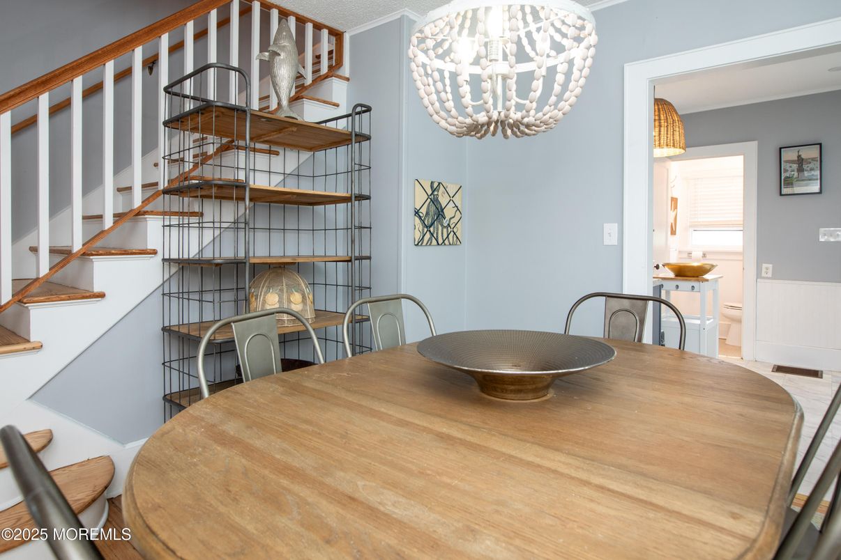Dining room, Interior
