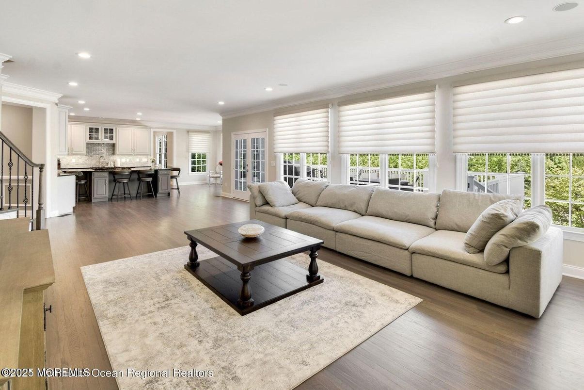 Interior, Kitchen, Living room, Recessed Lighting, Wood Texture Flooring