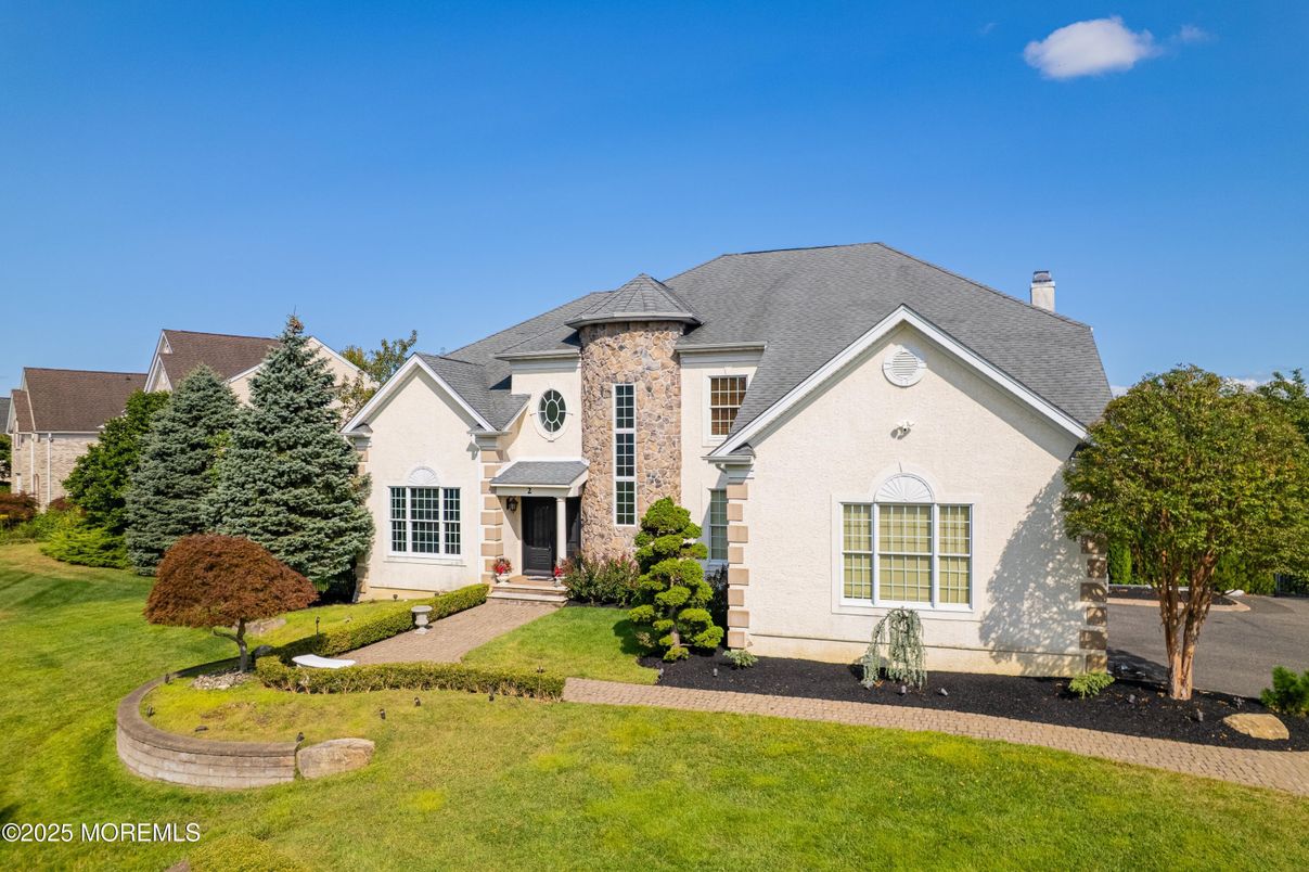 Exterior, Facade, Brick Facade, French Provincial