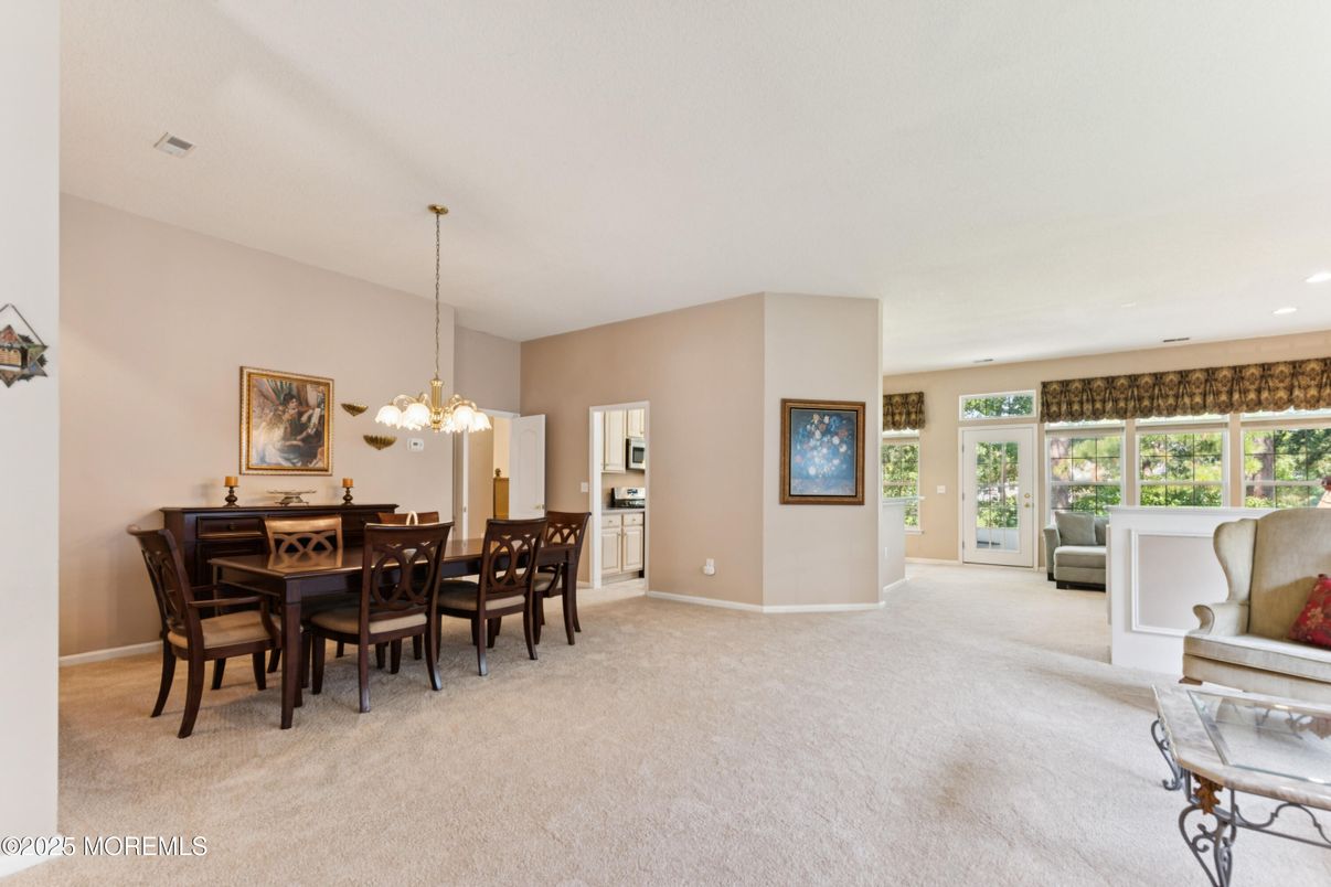 Chandelier, Dining room, Interior, Pendant Lights, Recessed Lighting