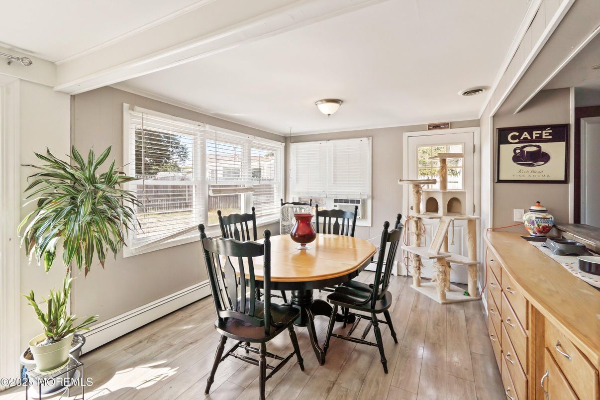 Dining room, Interior, Wood Texture Flooring