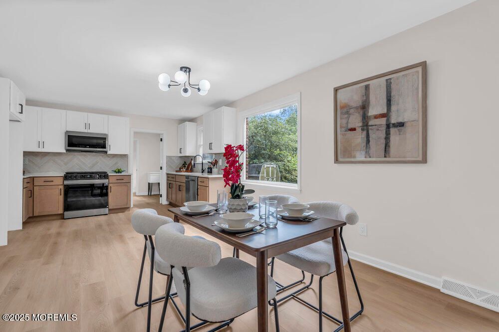 Chandelier, Dining room, Interior, Kitchen, Wood Texture Flooring