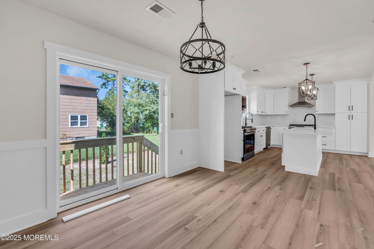 Interior, Kitchen, Pendant Lights, Wood Texture Flooring