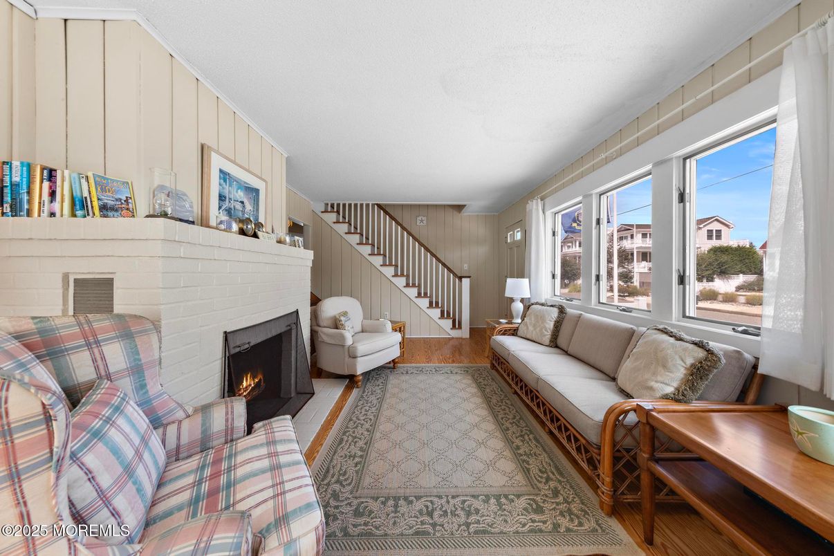 Fireplace, Interior, Living room