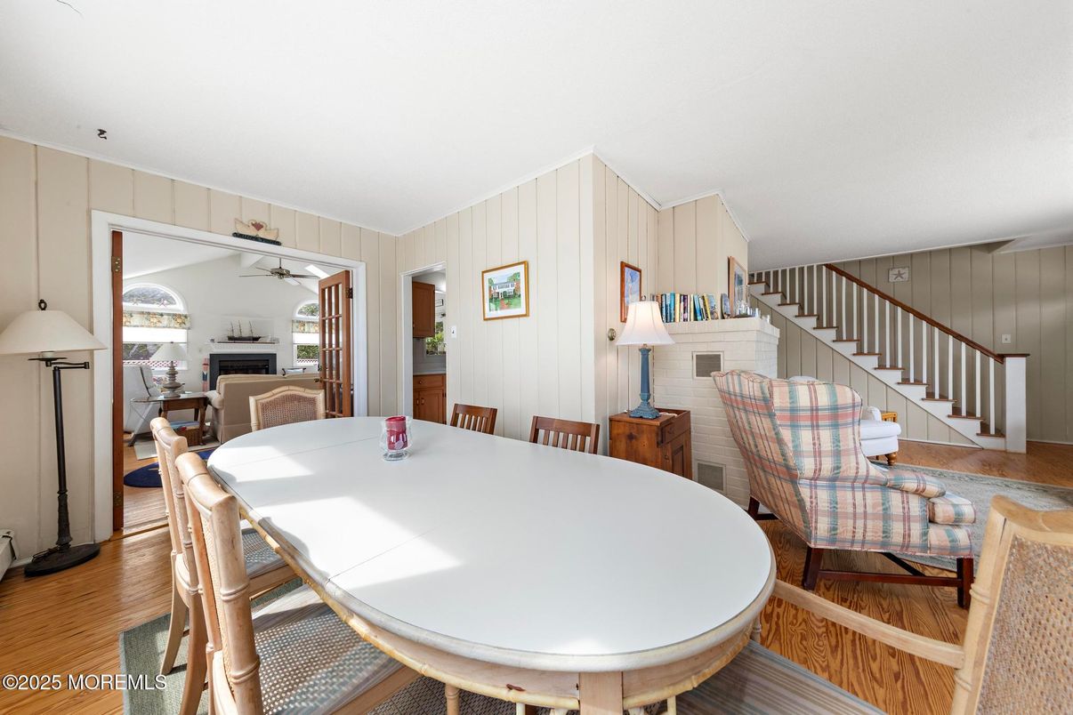 Dining room, Interior, Wood Texture Flooring