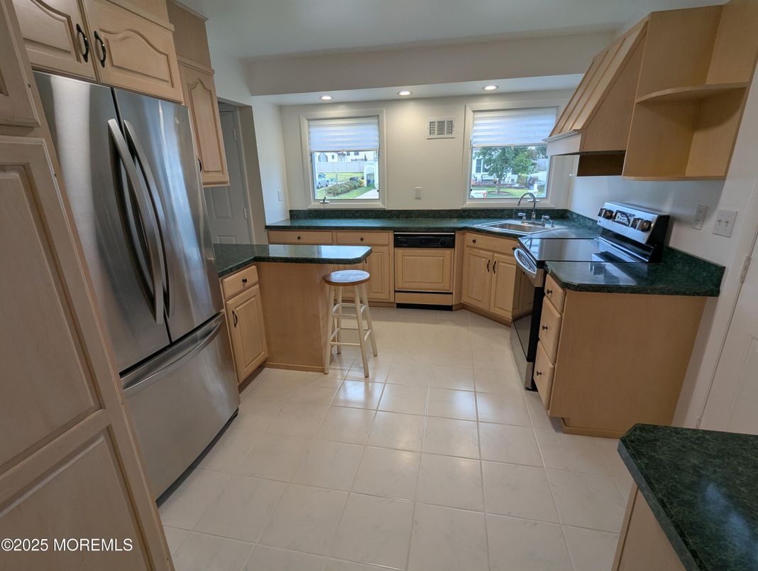Interior, Kitchen, Recessed Lighting