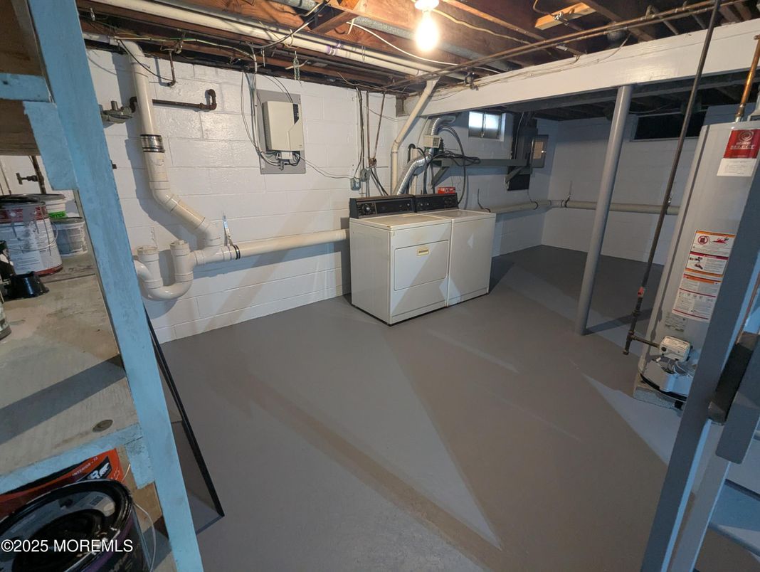 Interior, Washer