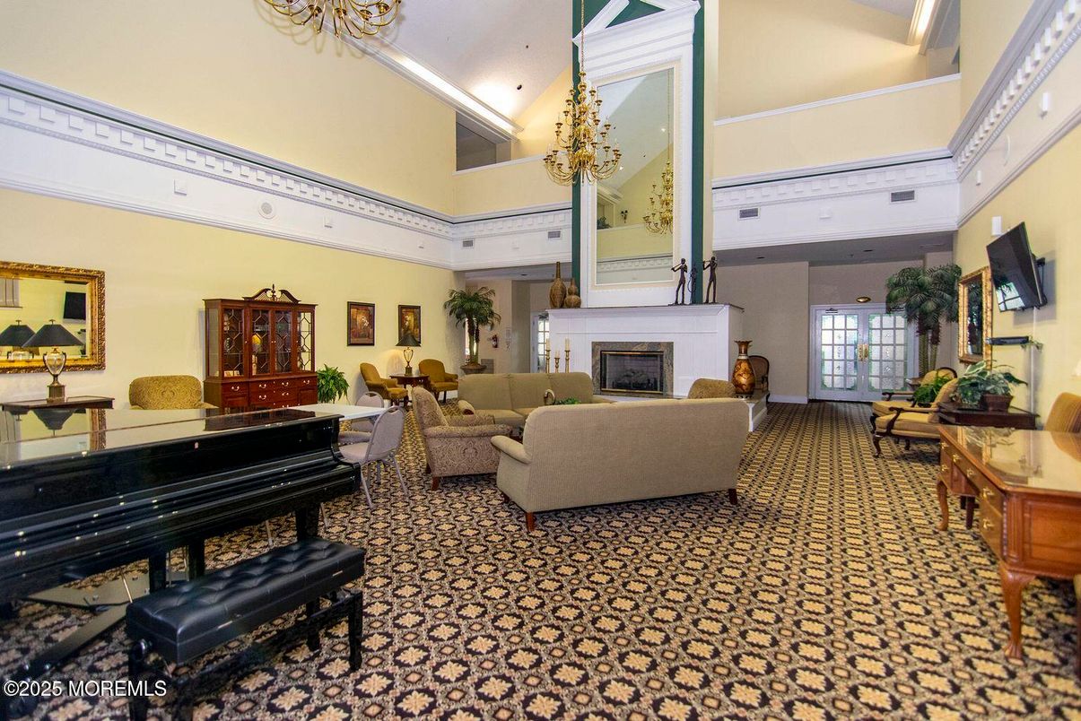 Fireplace, Interior, Living room, Piano, Recessed Lighting