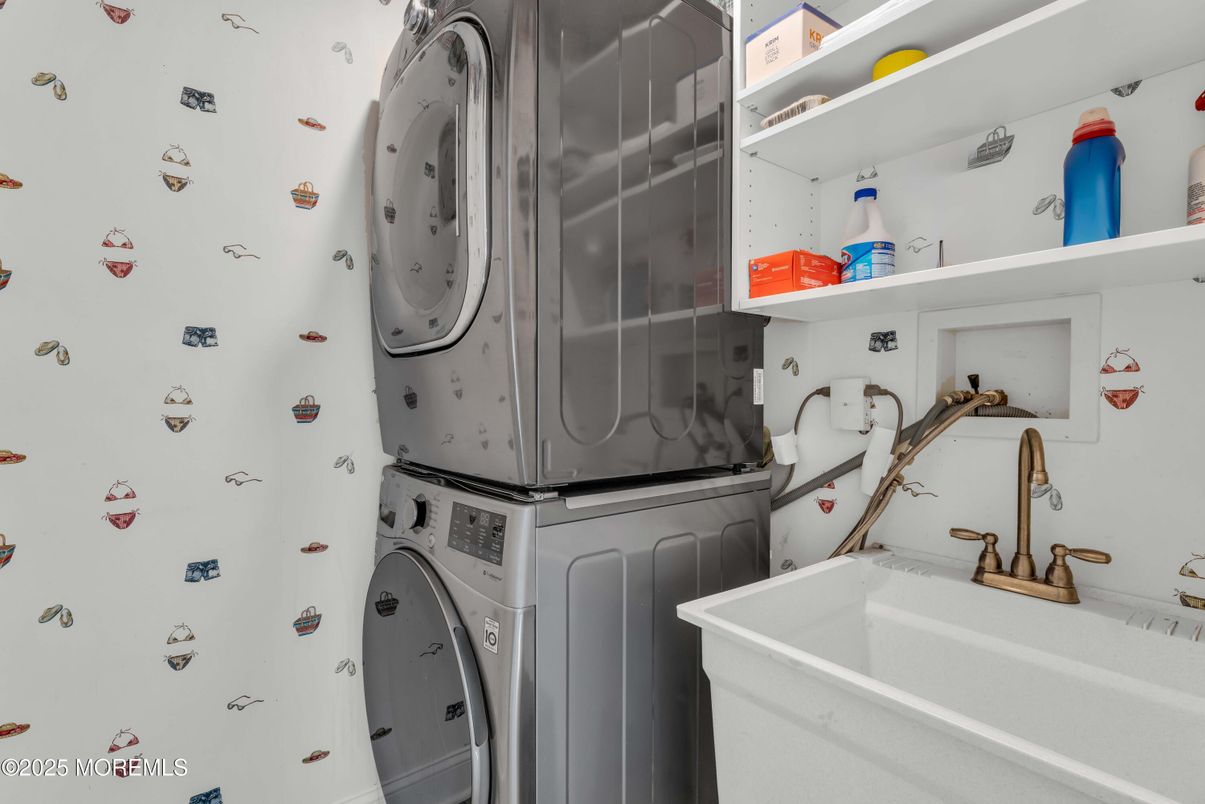 Interior, Utility Closets, Washer