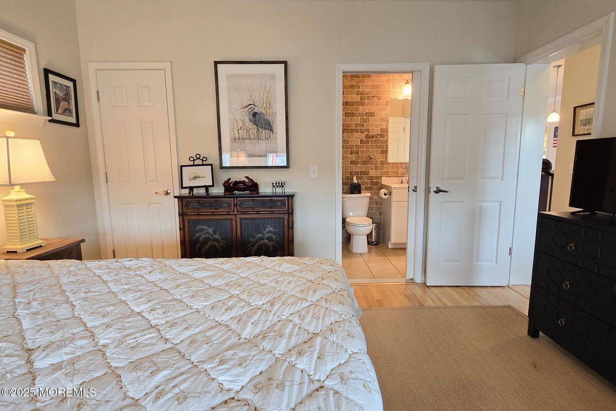 Bathroom, Bedroom, Interior, Stone Walls, Wood Texture Flooring