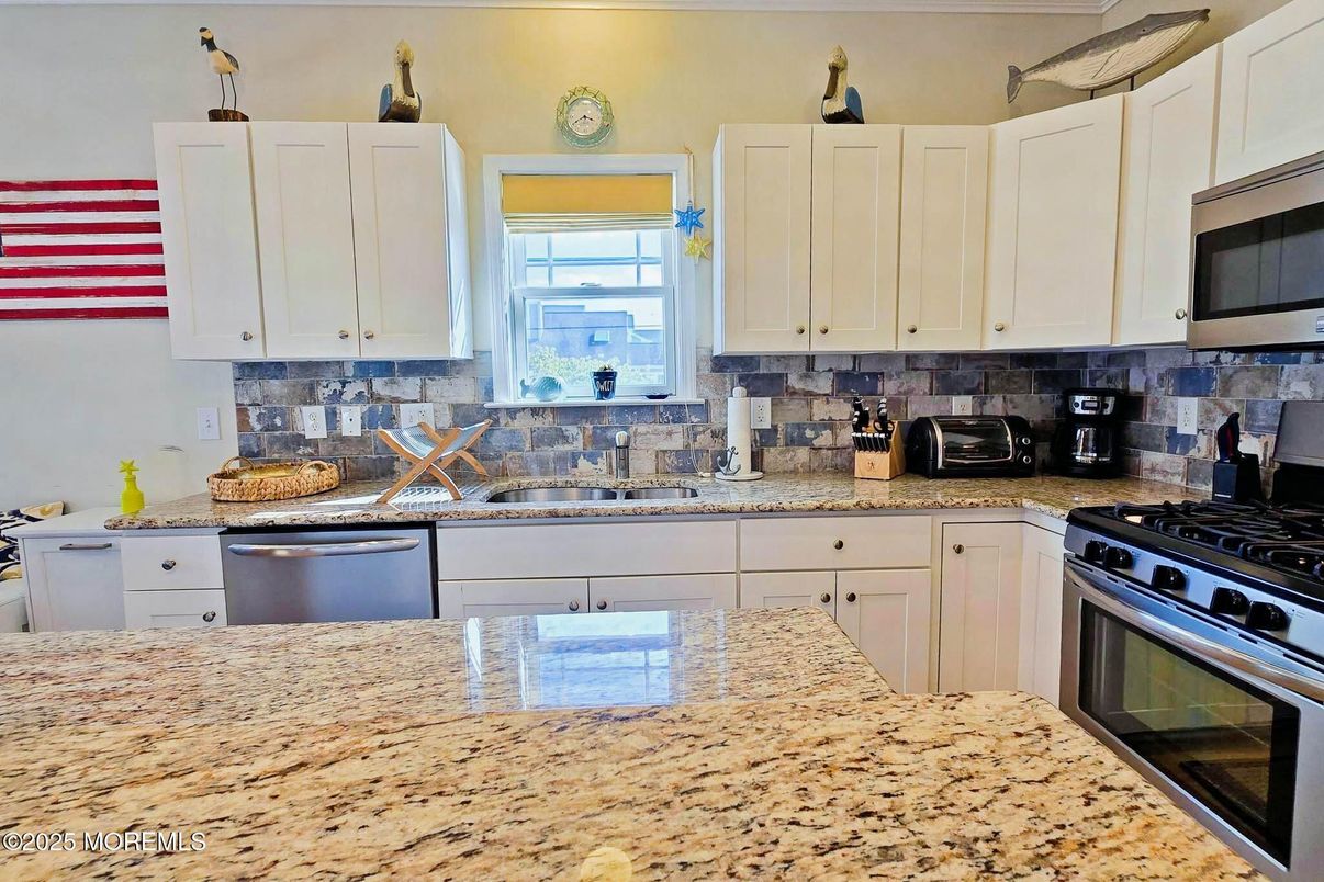 Interior, Kitchen, Stainless Steel Appliances