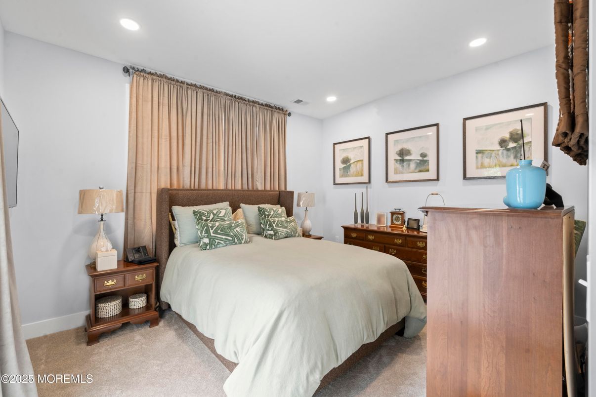 Bedroom, Interior, Recessed Lighting