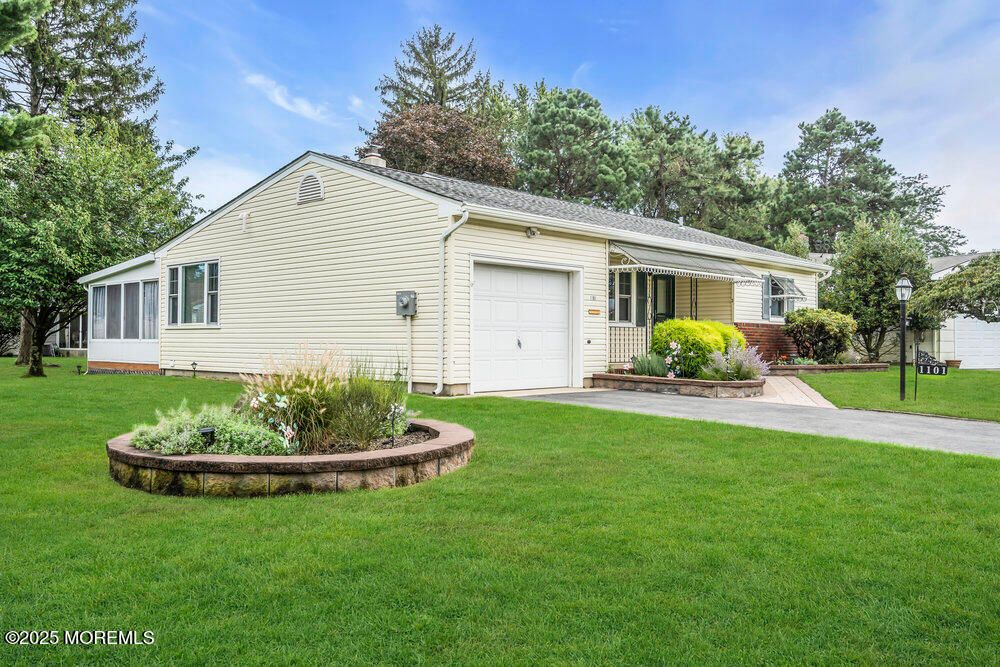 Attached, Backyard, Exterior, Facade, Ranch