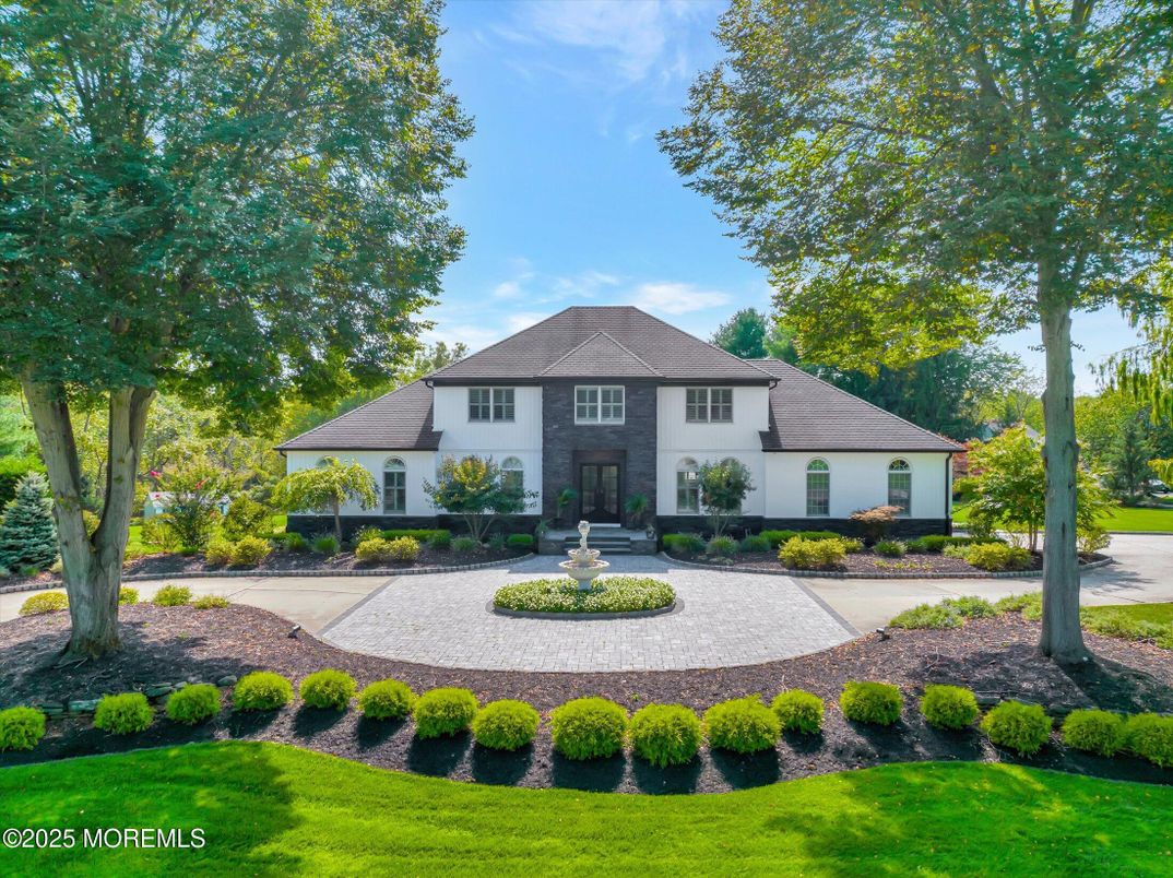 Backyard, Exterior, Facade, French Provincial
