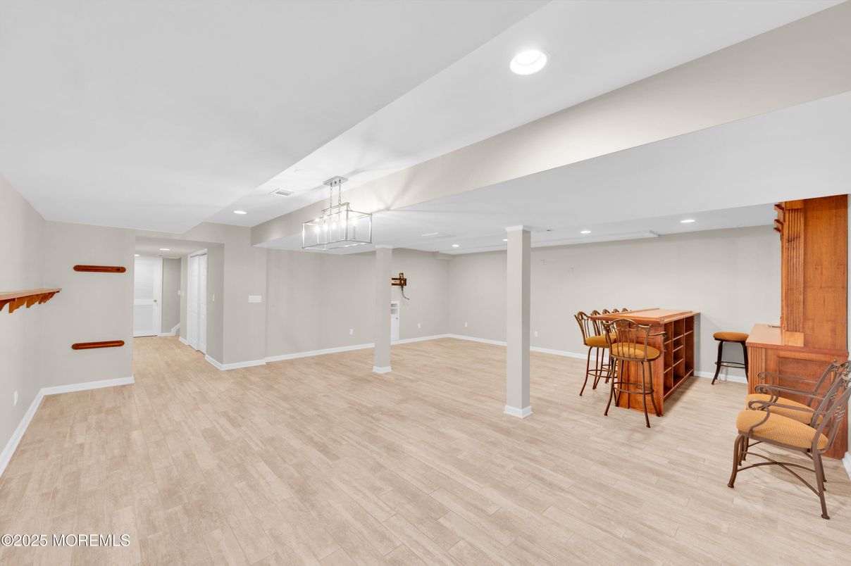 Chandelier, Empty room, Interior, Recessed Lighting, Wood Texture Flooring