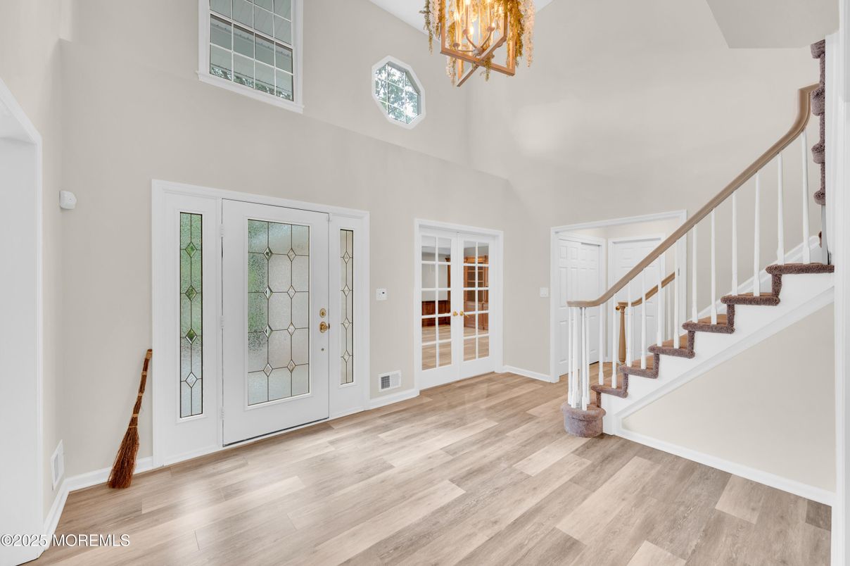 Chandelier, Interior, Wood Texture Flooring