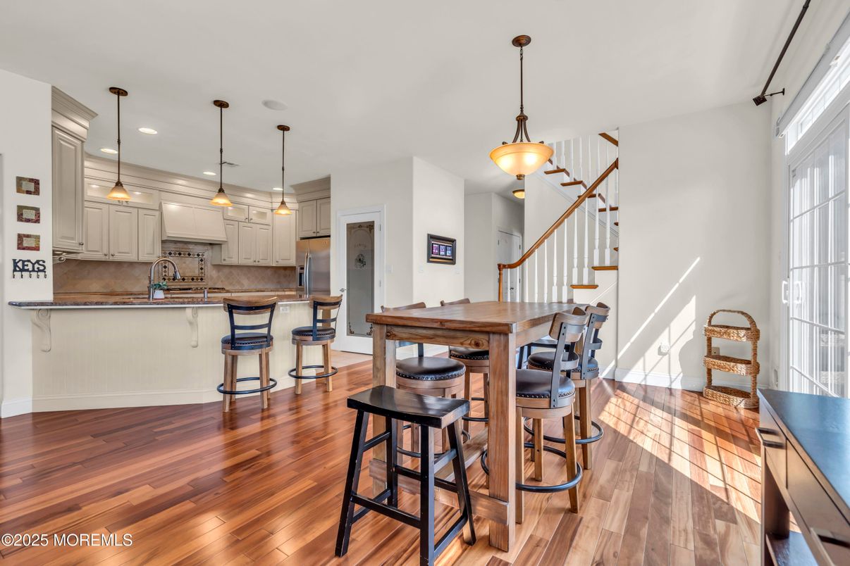 Interior, Kitchen, Pendant Lights, Recessed Lighting, Wood Texture Flooring