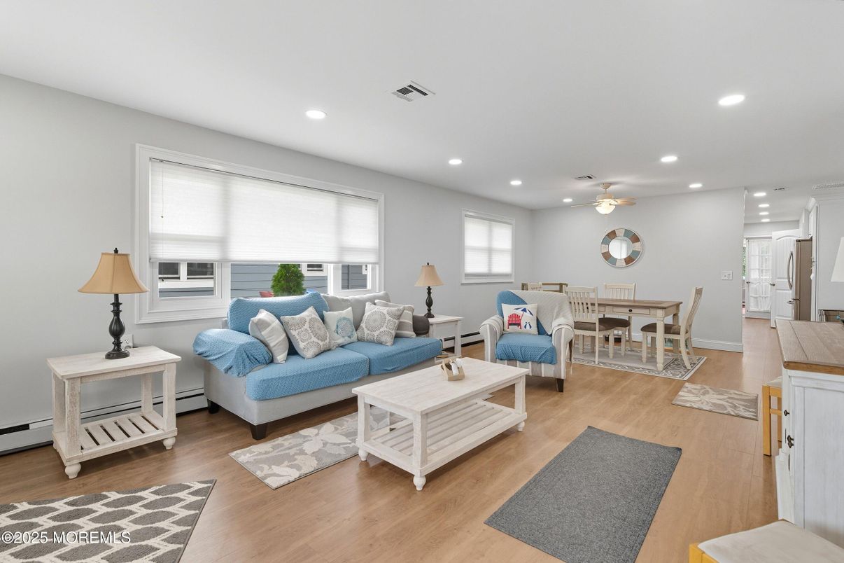 Dining room, Interior, Living room, Recessed Lighting, Wood Texture Flooring