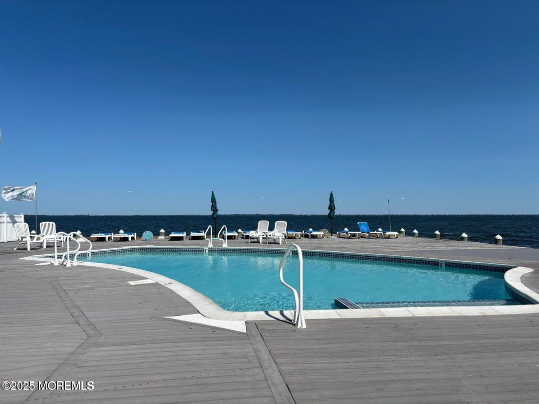 Exterior, Pool, Water