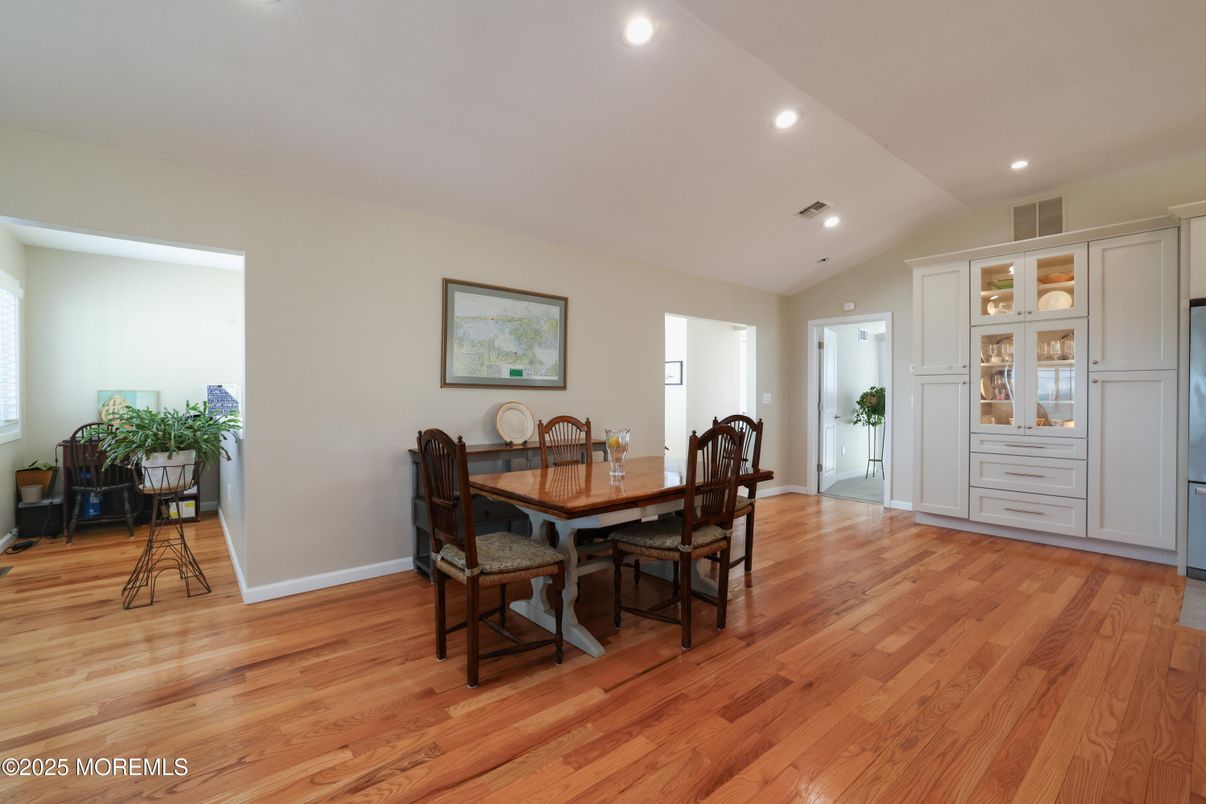 Dining room, Interior, Recessed Lighting, Wood Texture Flooring