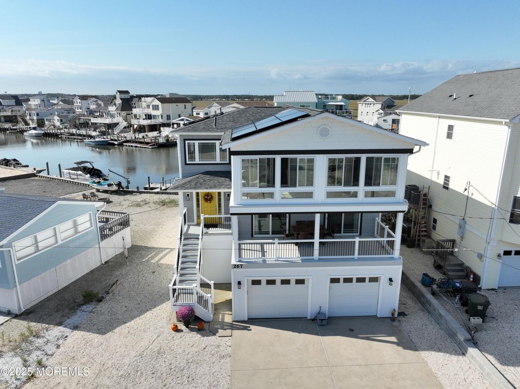 Exterior, Solar Panels