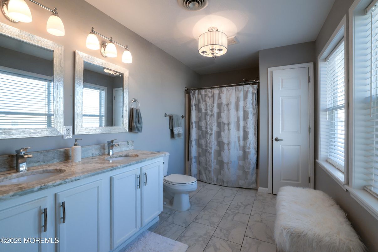 Bathroom, Dual Sink Vanities, Interior, Marble